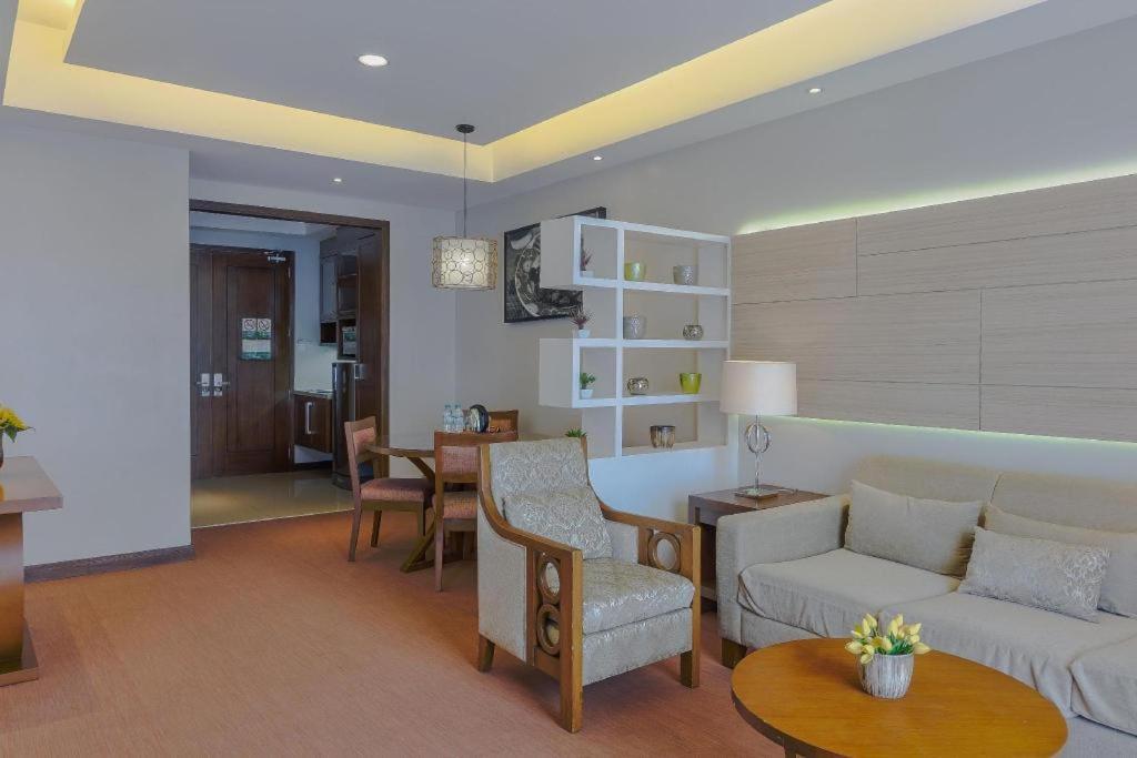 Mansion Garden Hotel Olongapo Εξωτερικό φωτογραφία