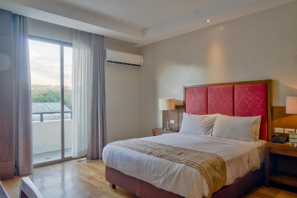 Mansion Garden Hotel Olongapo Εξωτερικό φωτογραφία