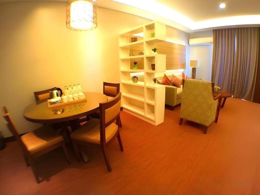 Mansion Garden Hotel Olongapo Εξωτερικό φωτογραφία